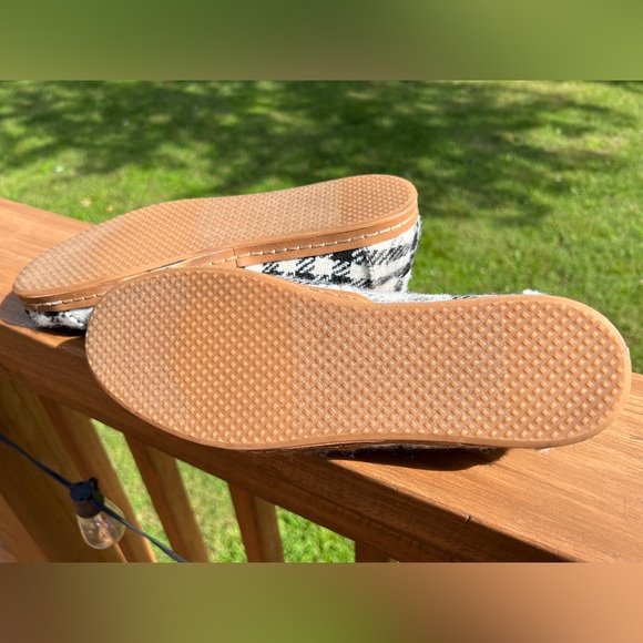 Toms Women's Alpargata Leather Wrap Espadrille - Picture 8 of 8